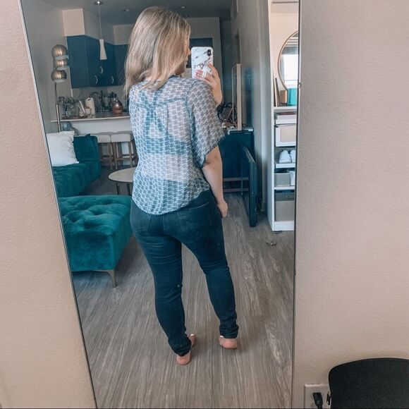 Band of Gypsies Boho Blue Floral Short Sleeve Pom Pom Sheer Button Up Blouse S - Picture 5 of 7